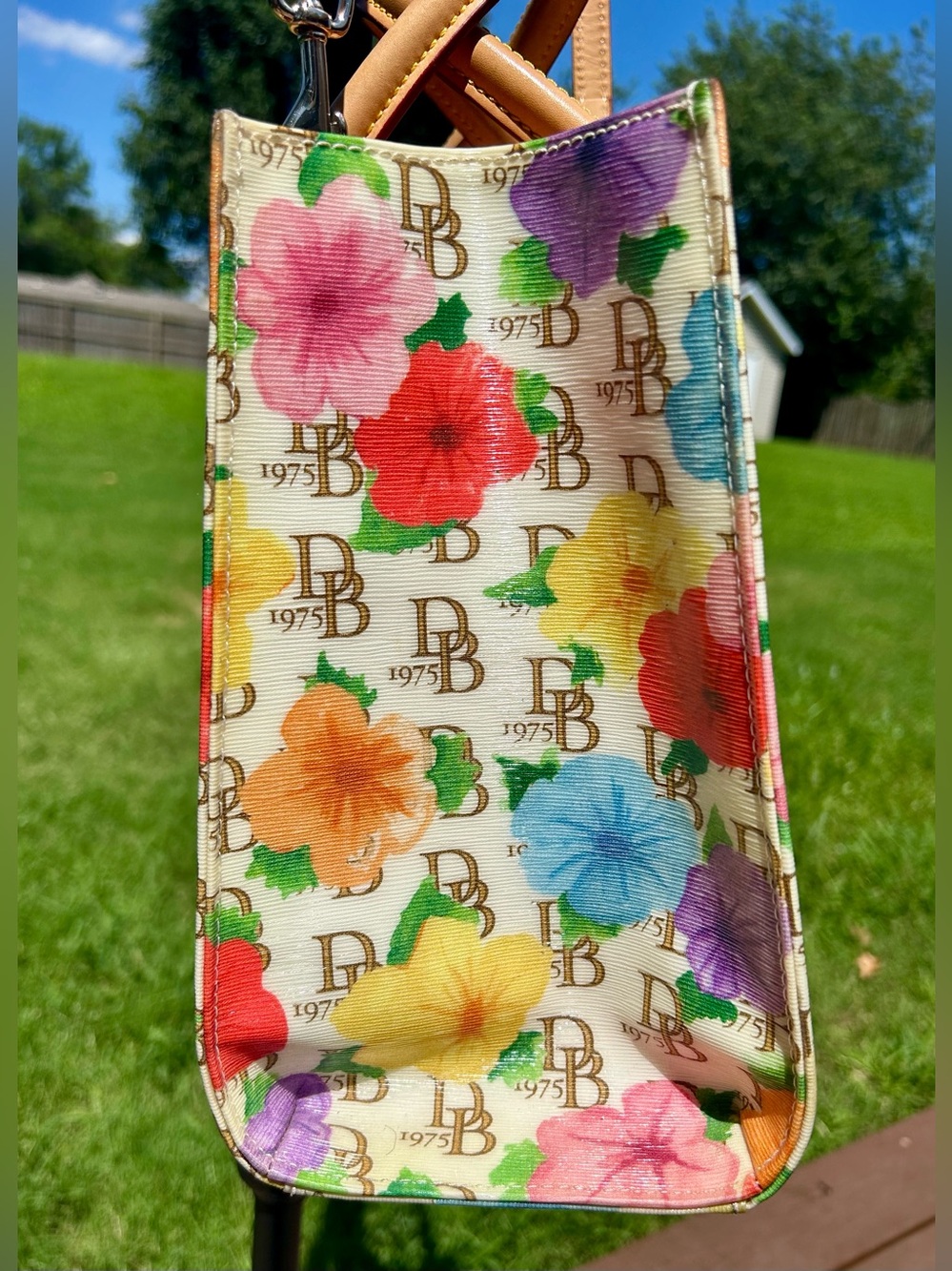 Dooney & Bourke DB 1975 Hibiscus Floral Janine Satchel & Wallet EUC - Picture 2 of 16